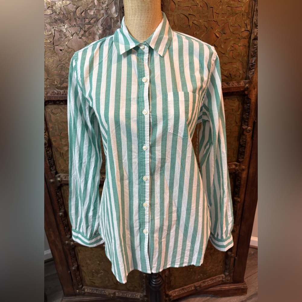 Trovata birds of paradise Green and White Vertical Stripe‎ Button-Up Shirt S
